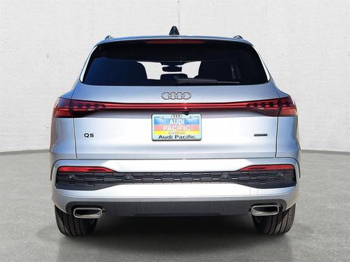 2025 Audi Q5 Premium Plus