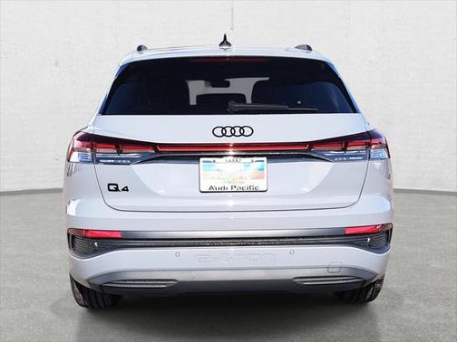 2025 Audi Q4 e-tron Premium 45 RWD