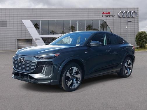 2025 Audi Q6 e-tron Premium Plus