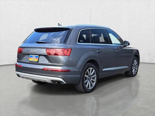 2019 Audi Q7 55 Prestige