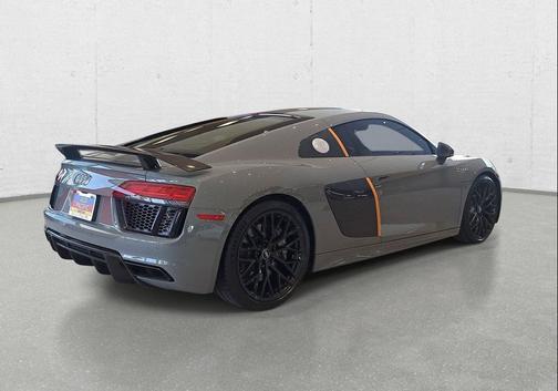 AUDI EXCLUSIVE COLOR 2017 Audi R8 5.2 V10 plus