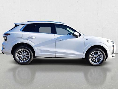 Arkona White 2026 Audi Q3 TFSI quattro S tronic
