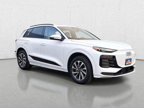 2025 Audi Q6 e-tron Premium quattro