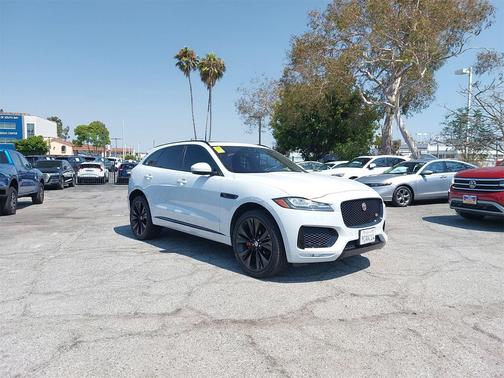 2019 Jaguar F-PACE S