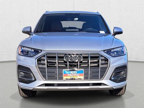 2023 Audi Q5 40 Premium