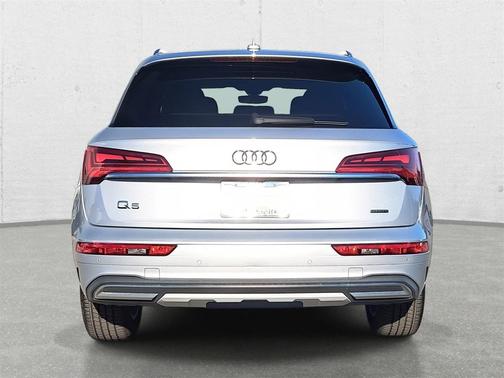 2023 Audi Q5 40 Premium