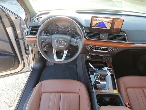 2023 Audi Q5 40 Premium