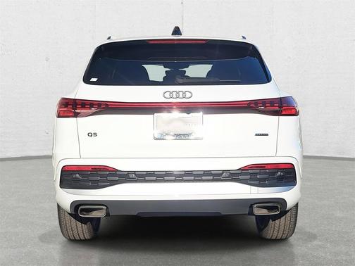 2025 Audi Q5 Premium Plus TFSI quattro S tronic