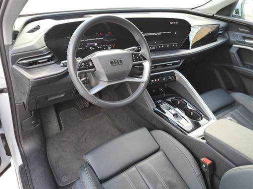 2025 Audi Q5 Premium Plus TFSI quattro S tronic