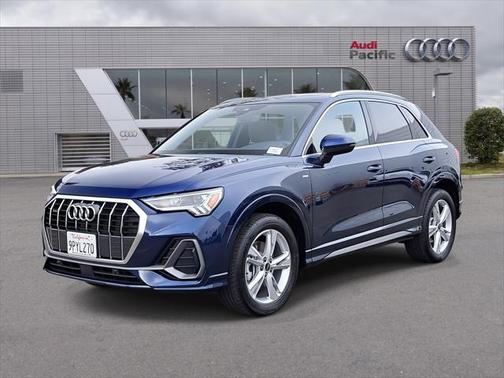 2024 Audi Q3 Premium 45 TFSI S line quattro Tiptronic