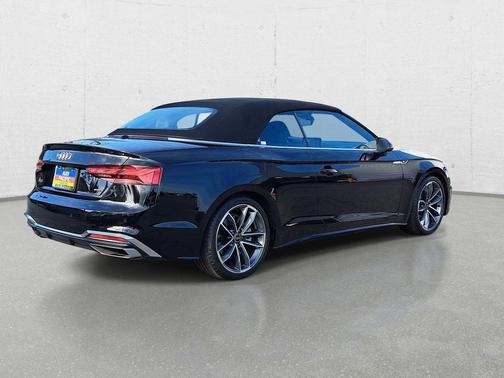 Mythos Black Metallic/Black Roof 2023 Audi A5 45 S line Premium Plus