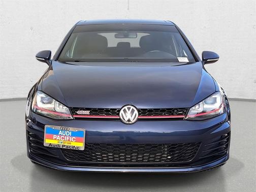 2017 Volkswagen Golf GTI 2.0T SE 4-Door