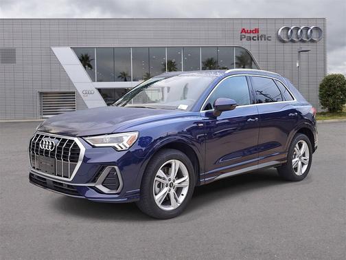 2023 Audi Q3 Premium 45 TFSI S line quattro Tiptronic