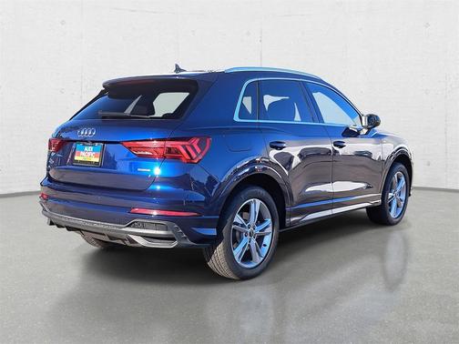 2023 Audi Q3 Premium 45 TFSI S line quattro Tiptronic