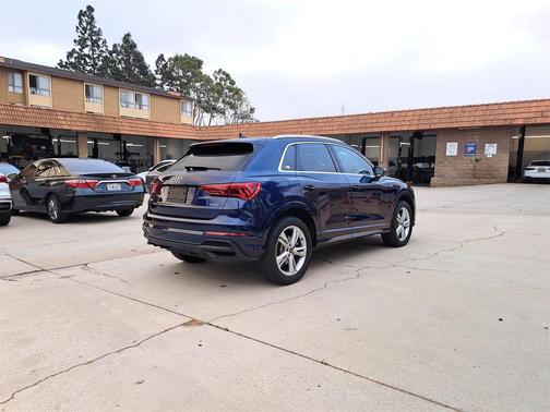2023 Audi Q3 Premium 45 TFSI S line quattro Tiptronic