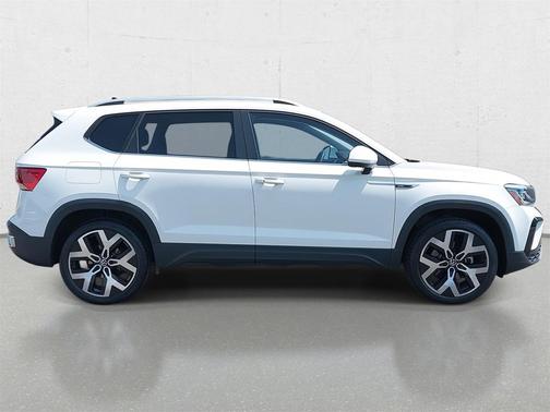 2022 Volkswagen Taos 1.5T SEL