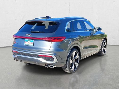 2025 Audi SQ5 3.0T Premium Plus