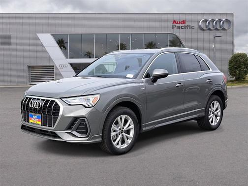 2025 Audi Q3 Premium 45 TFSI S line quattro Tiptronic