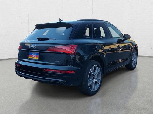 2025 Audi Q5 45 S line Premium