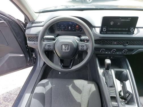 Meteorite Gray Metallic 2025 Honda Accord LX 1.5T