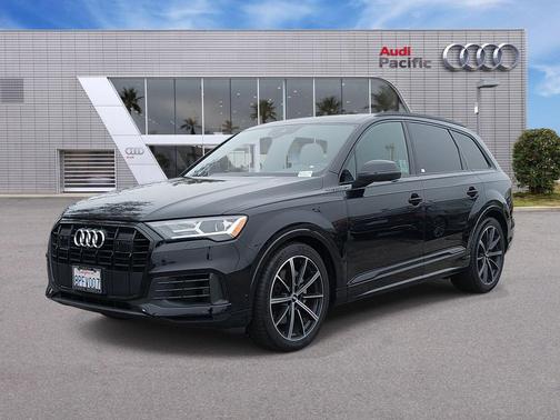 Orca Black Metallic 2020 Audi Q7 55 Premium Plus