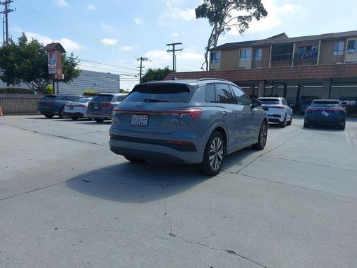 Pebble Gray 2025 Audi Q4 e-tron Premium 45 RWD