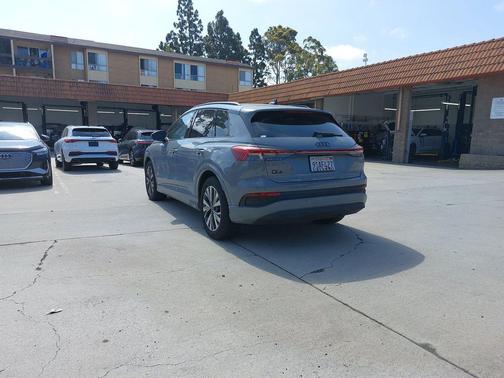 Pebble Gray 2025 Audi Q4 e-tron Premium 45 RWD