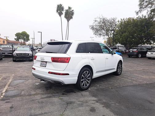 2019 Audi Q7 45 Premium