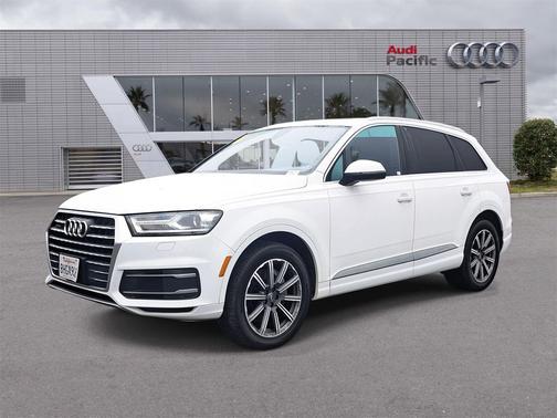 2019 Audi Q7 45 Premium