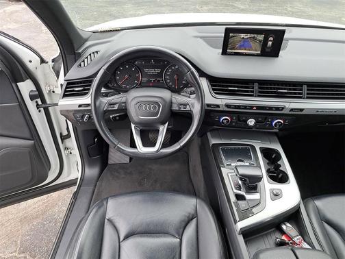 2019 Audi Q7 45 Premium