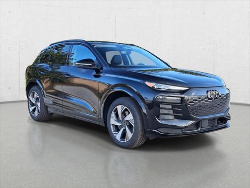 2025 Audi Q6 e-tron Premium quattro