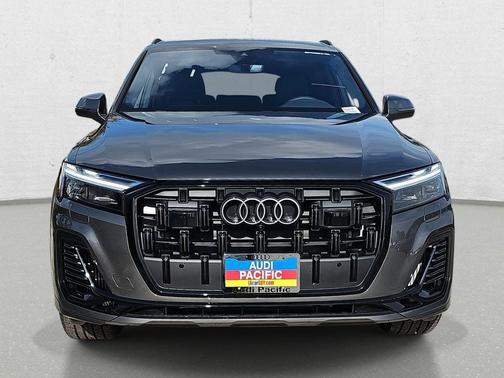 2026 Audi Q7 55 Premium Plus