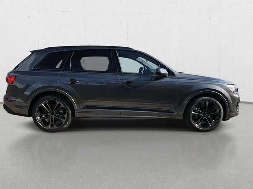 2026 Audi Q7 55 Premium Plus