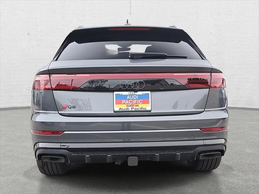 2025 Audi Q8 55 Premium Plus