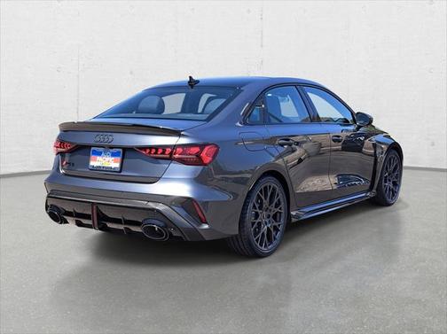 2025 Audi RS 3 2.5T (S tronic)