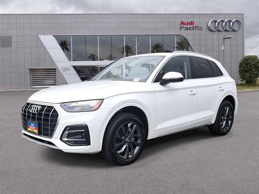 2023 Audi Q5 40 Premium