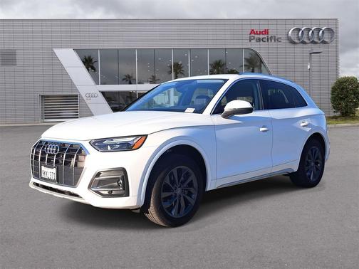 2023 Audi Q5 40 Premium