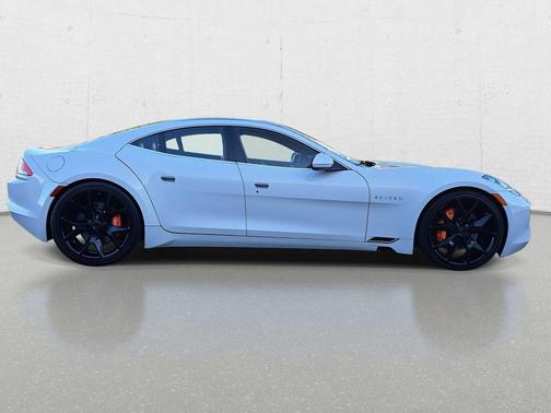 2018 Karma Revero Base