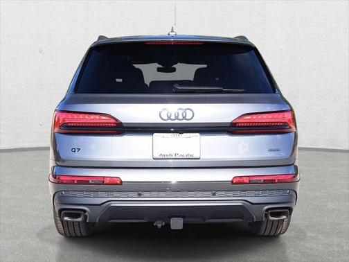 2025 Audi Q7 55 Premium Plus
