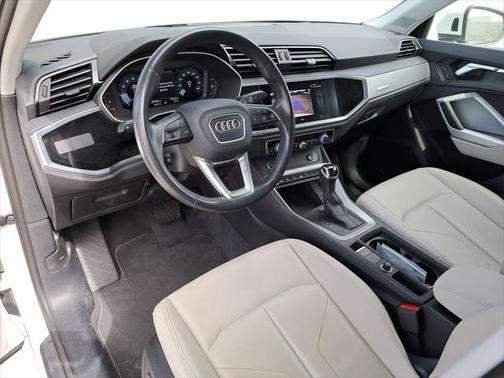 2022 Audi Q3 40 Premium