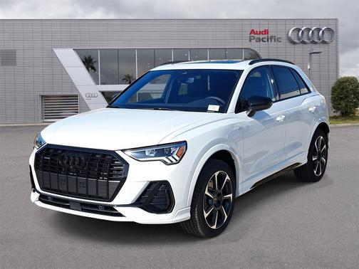 2025 Audi Q3 45 S line Premium Plus