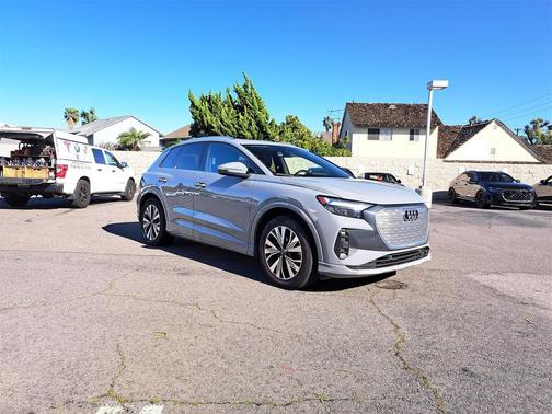 2024 Audi Q4 e-tron Premium 40 RWD