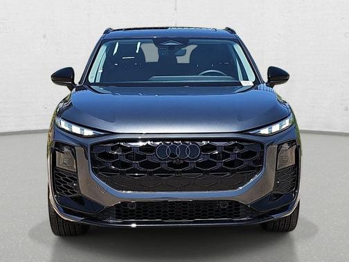 Daytona Gray Pearl Effect 2026 Audi Q3 TFSI quattro S tronic
