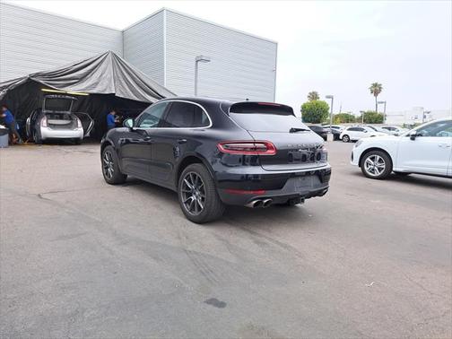 2016 Porsche Macan S