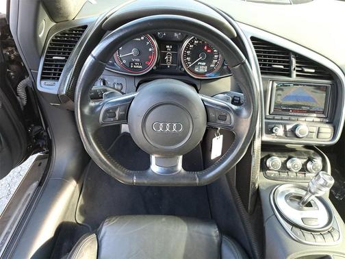 2010 Audi R8 5.2 quattro