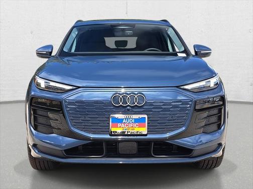 2025 Audi Q6 e-tron Premium Plus