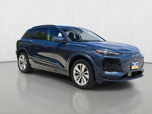 2025 Audi Q6 e-tron Premium Plus
