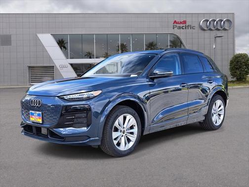 2025 Audi Q6 e-tron Premium Plus