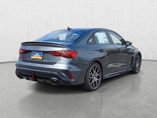 daytona gray pearl effect 2026 Audi RS 3 TFSI quattro S tronic