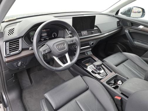 2023 Audi Q5 e 55 S line Premium Plus